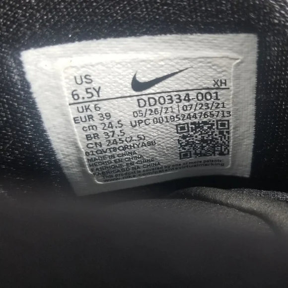 Nike Kyrie Infinity Fire and Ice Black Youth Sneaker Shoes 6.5Y (DD0334-001) - Picture 8 of 8